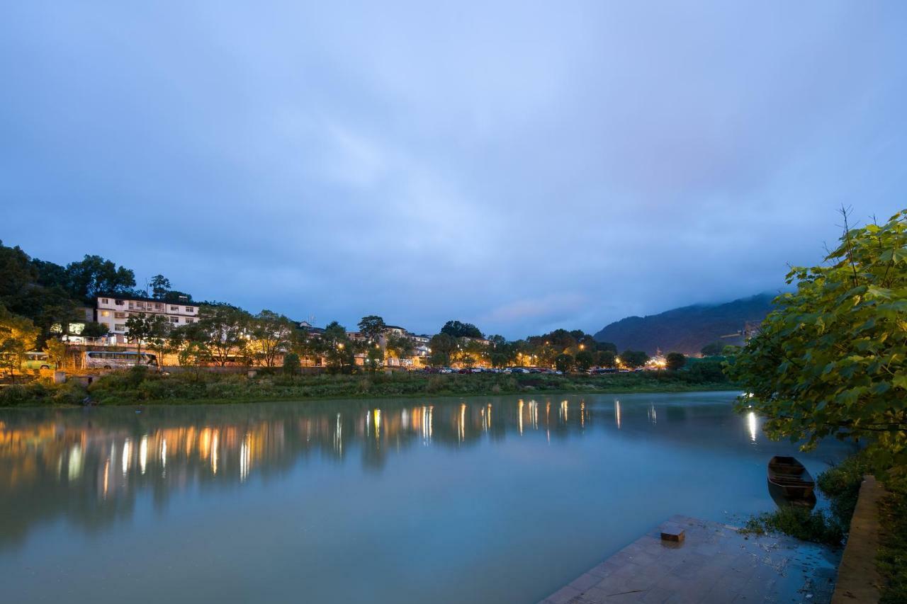All Seasons Lodge Zhangjiajie Exterior photo